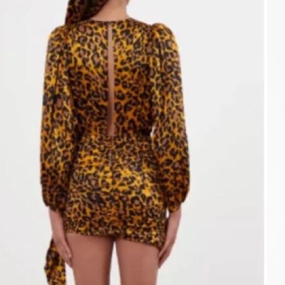 Ronny Kobo Giorgia Leopard Print Puffed Shoulder Faux
Wrap Dress Size XS - Picture 3 of 13